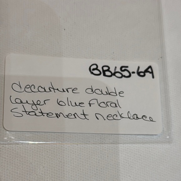 NWT Decouture Double Layer Teal Floral Statement Necklace - Picture 6 of 6